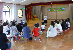 09卒園児招待日01.jpg