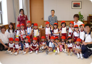 10園外保育(畿央大学)03.jpg
