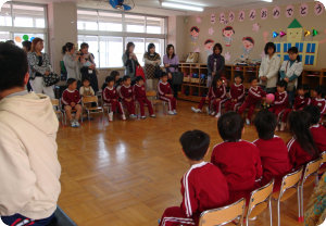 11保育参観0403.jpg