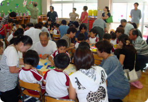 12家族敬老参観02.jpg