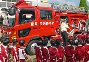 13避難訓練02.jpg