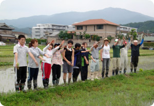 13田植え02.jpg